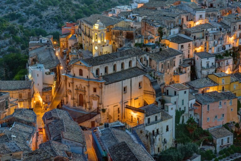 a-part-of-ragusa-ibla-at-night-2025-03-08-07-48-47-utc
